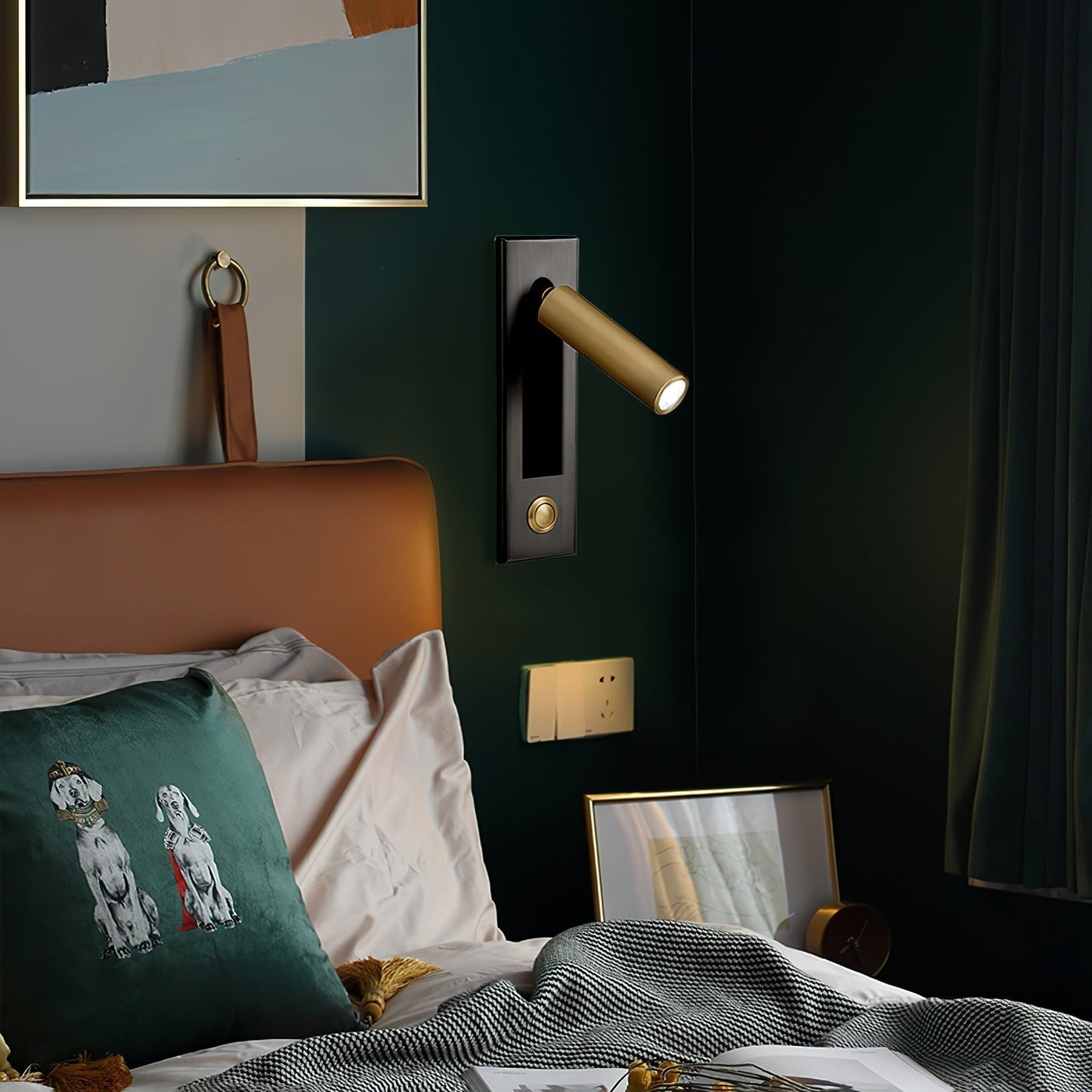 Claro Bedside Light