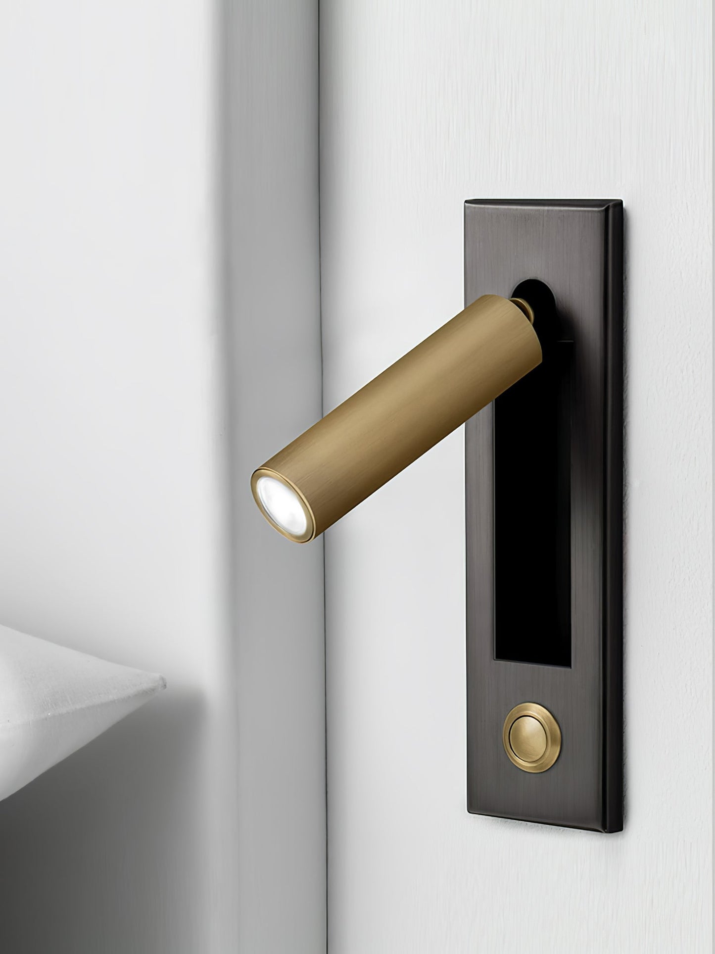 Claro Bedside Light