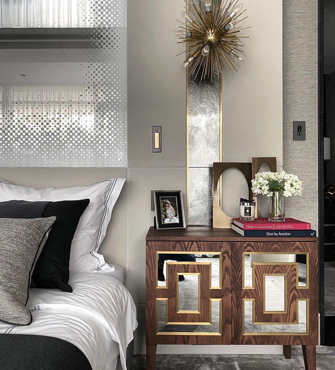 Claro Bedside Light